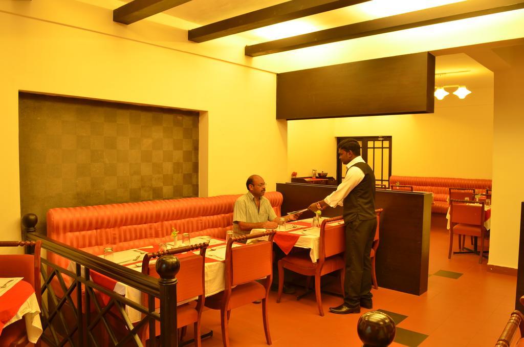 Hotel Royal Retreat Munnar Zewnętrze zdjęcie