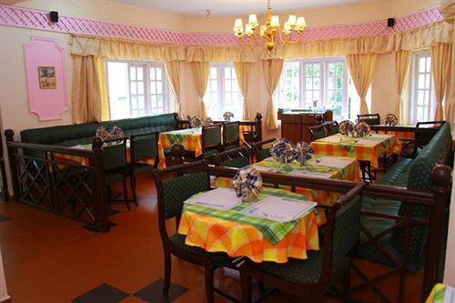 Hotel Royal Retreat Munnar Zewnętrze zdjęcie
